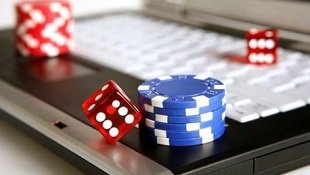 Pilihan permainan live casino tersedia di platform qqgobet